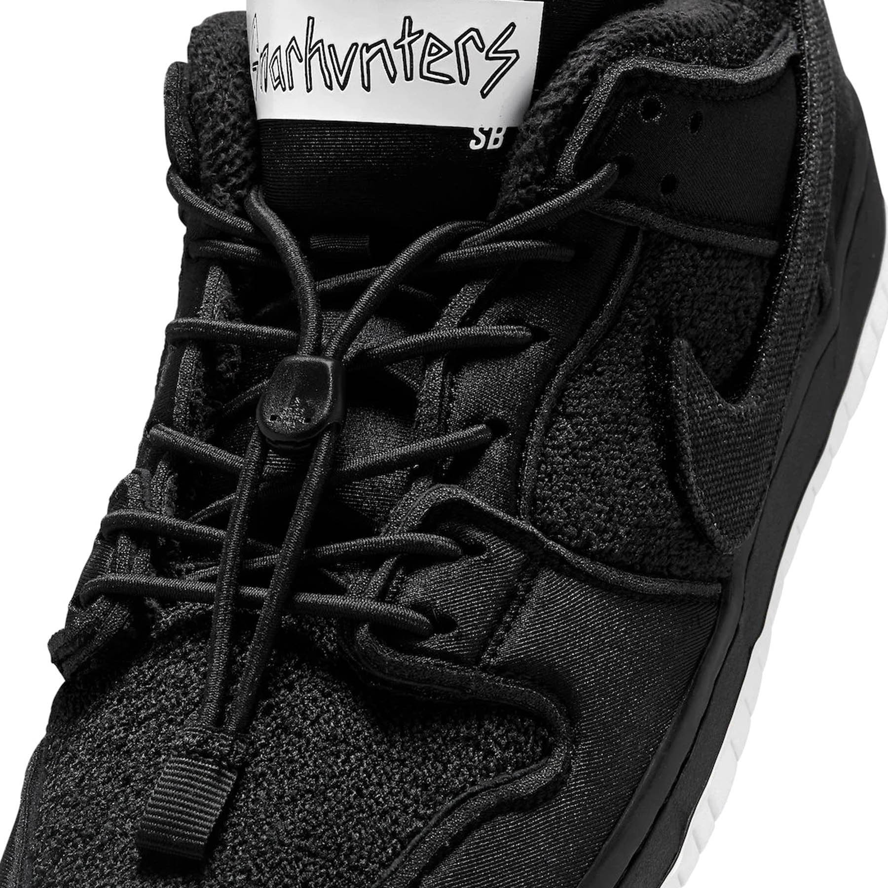 Nike SB x Gnarhunters Dunk Low