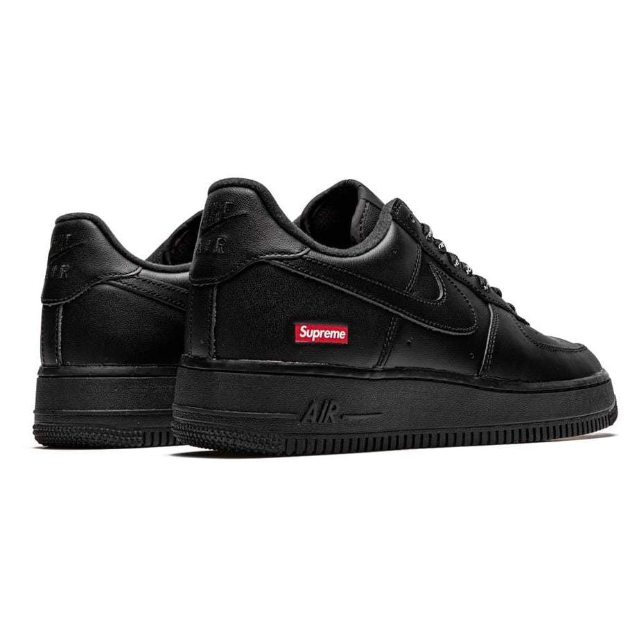 Nike x Supreme Air Force 1 Low 'Black'