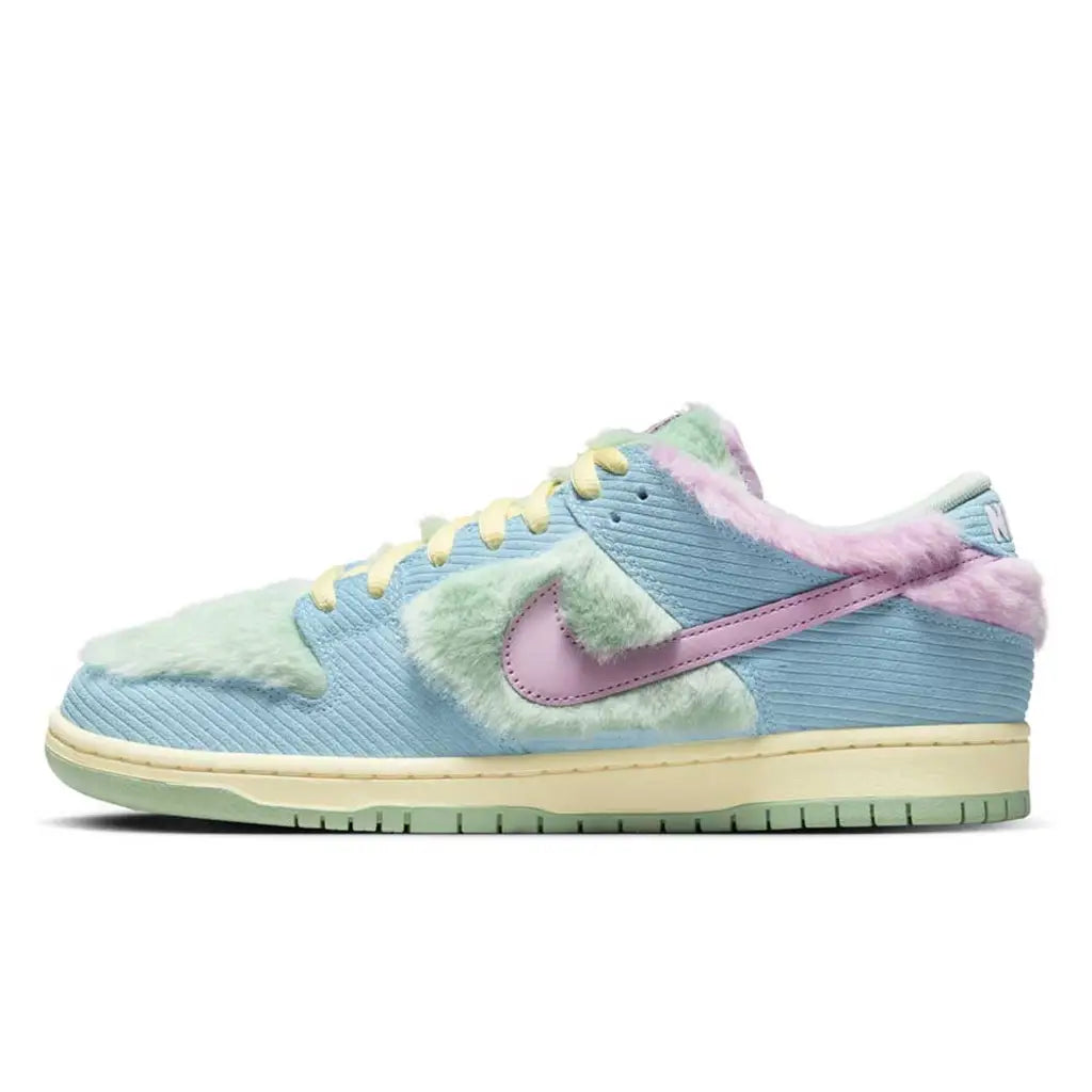 Nike SB x Verdy Dunk Low 'Visty'